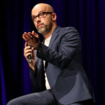 Lutz von Rosenberg-Lipinsky beim Live-Auftritt
